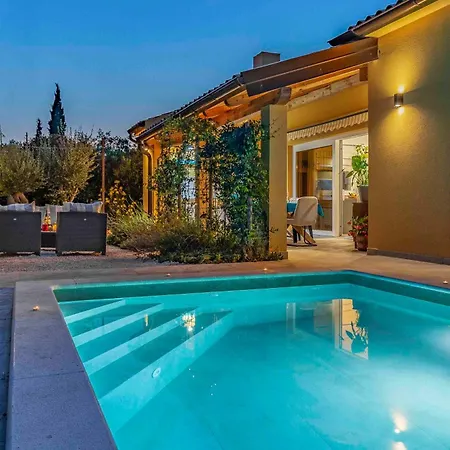 Istriensonne 0767 - Sunrise Medulin 풀라